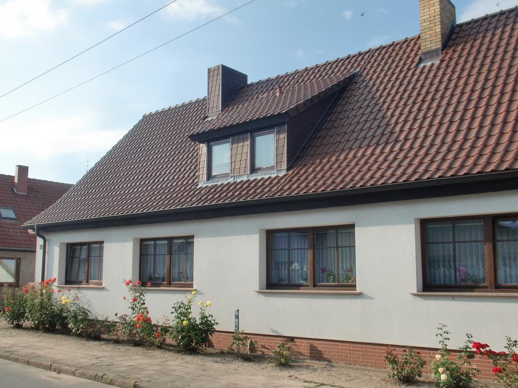 Ferienwohnung Lisa Gingst Exterior photo